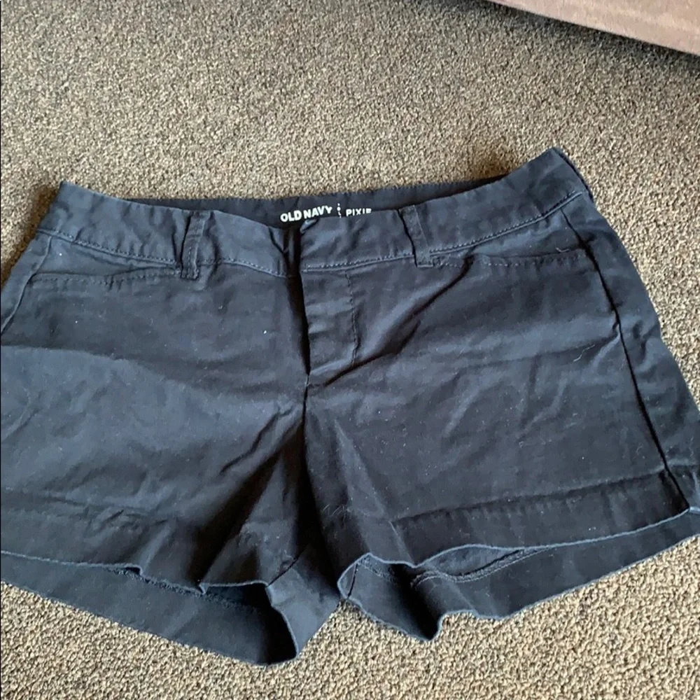 Old Navy  pixie shorts‎
